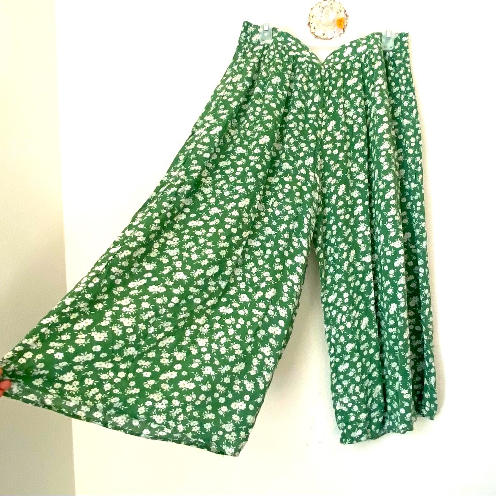 Flowy Floral Wide Leg Pants